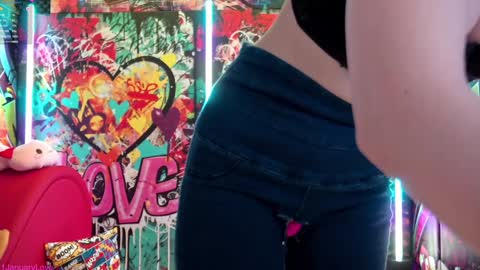 Snapshot of vanessa_love chatting on 01.11.26 Vanessa online show from 01.11.26