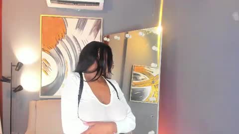 vanessa_wild1 online show from 06.13.26