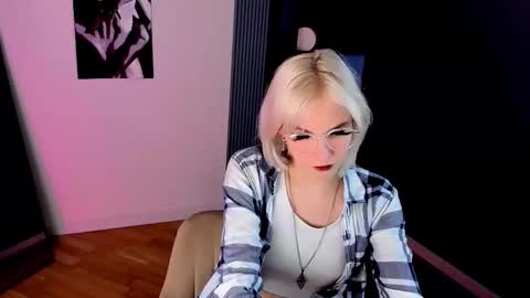 Snapshot of vanessaaustin chatting on 02.23.26 Vanessa online show from 02.23.26