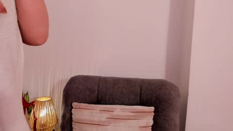 vanessajohnsonn online show from 05.26.26