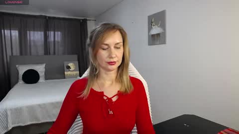 Snapshot of vanessakleiner chatting on 04.22.26 Vanessa online show from 04.22.26