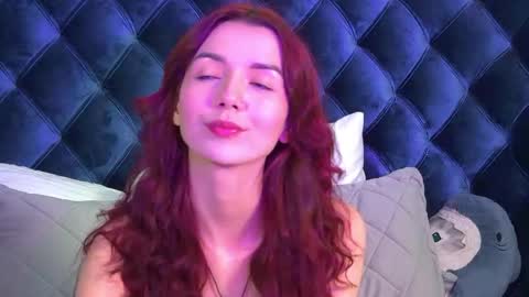 Snapshot of vanessavienne chatting on 05.26.26 VanessaVienne online show from 05.26.26