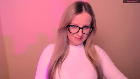 Snapshot of vanillaex_ chatting on 02.27.26 Mia online show from 02.27.26