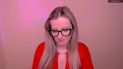 Snapshot of vanillaex_ chatting on 03.10.26 Mia online show from 03.10.26