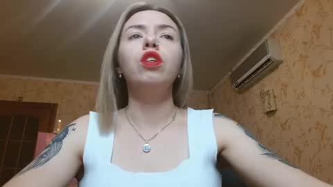 VanillaMuffin online show from 05.02.26