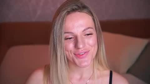 Sophie online show from 08.05.26