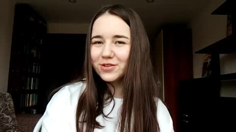 Snapshot of vanitavivona chatting on 05.14.26 Vanita online show from 05.14.26