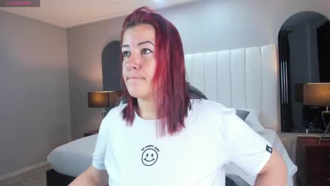 Snapshot of vanitysex chatting on 01.24.25 Karine online show from 01.24.25