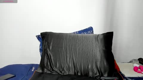 Van online show from 03.10.25