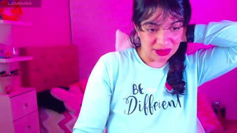 Snapshot of vannessa_shy chatting on 12.06.24 Vanesa online show from 12.06.24