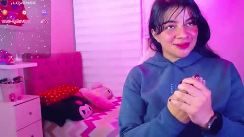 Snapshot of vannessa_shy chatting on 12.13.24 Vanesa online show from 12.13.24