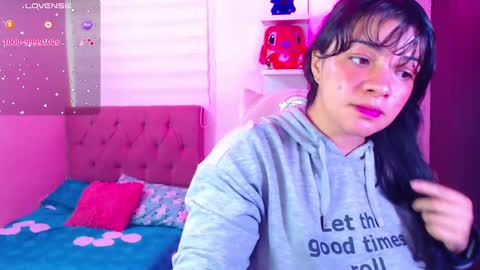 Snapshot of vannessa_shy chatting on 12.26.24 Vanesa online show from 12.26.24