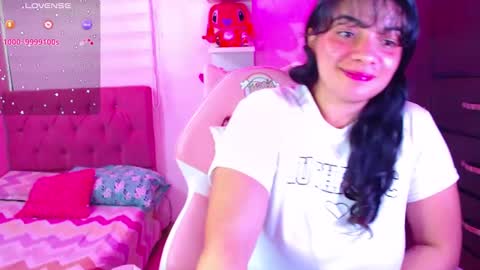 Snapshot of vannessa_shy chatting on 01.13.25 Vanesa online show from 01.13.25