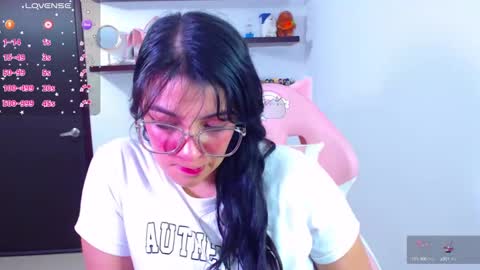 Snapshot of vannessa_shy chatting on 02.07.25 Vanesa online show from 02.07.25