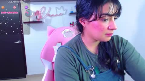 Snapshot of vannessa_shy chatting on 02.09.25 Vanesa online show from 02.09.25