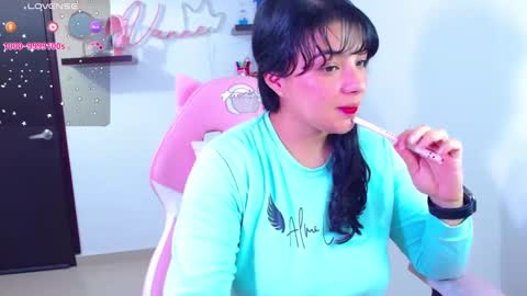 Snapshot of vannessa_shy chatting on 02.11.25 Vanesa online show from 02.11.25