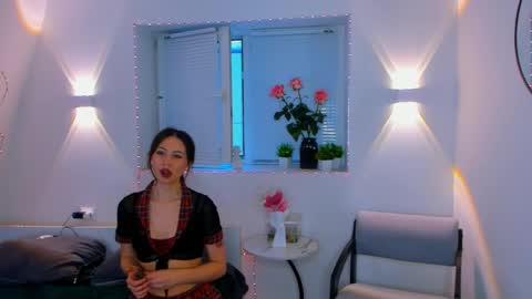 Vanessa online show from 04.09.26