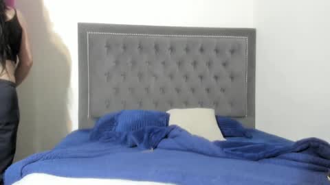 Snapshot of vannsexporn chatting on 12.19.24 Vannesa online show from 12.19.24