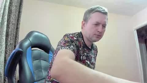 vano_822 online show from 11.05.25