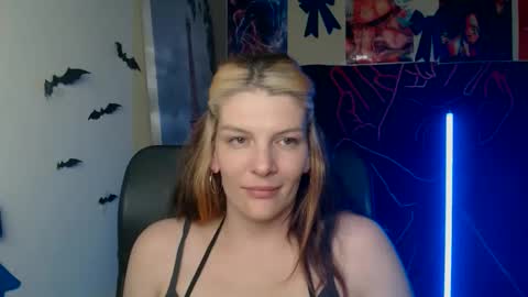 Vanessa online show from 04.28.26