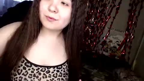 Var Kiss online show from 04.13.26