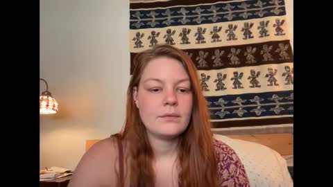 Vara Redbush online show from 02.02.25