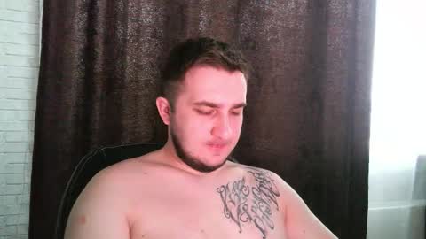 Snapshot of vashzima chatting on 02.20.26 iSex online show from 02.20.26