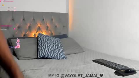 Hi Im Vayolet online show from 02.04.25