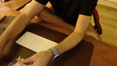 Snapshot of vedatsirke chatting on 10.31.25 vedatsirke online show from 10.31.25