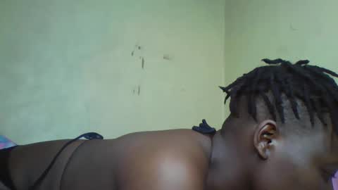 Snapshot of vee_tommy chatting on 12.06.24 Vee tommy online show from 12.06.24