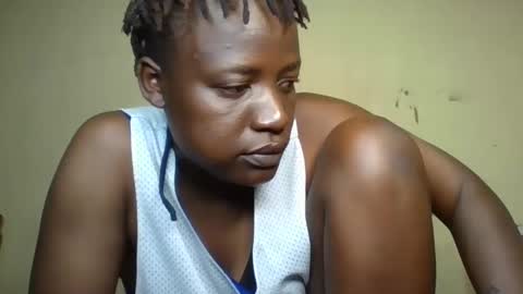 Snapshot of vee_tommy chatting on 12.31.24 Vee tommy online show from 12.31.24