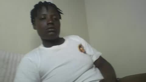 Snapshot of vee_tommy chatting on 02.19.25 Vee tommy online show from 02.19.25