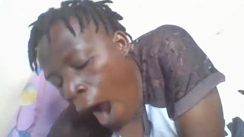 Snapshot of vee_tommy chatting on 02.20.25 Vee tommy online show from 02.20.25