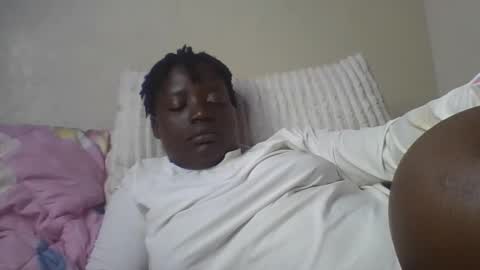 Snapshot of vee_tommy chatting on 02.23.25 Vee tommy online show from 02.23.25