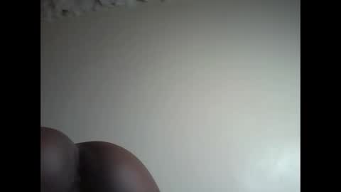 Snapshot of vee_tommy chatting on 11.23.25 Vee tommy online show from 11.23.25