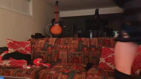 veelucious online show from 10.24.25
