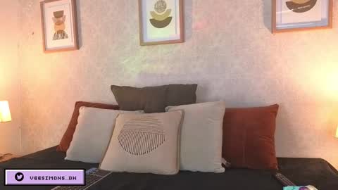 Snapshot of veesimons_dh chatting on 02.12.26 Vee Simons online show from 02.12.26