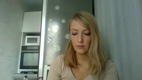 Veessa online show from 12.17.25