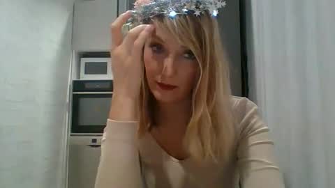 Veessa online show from 12.19.25