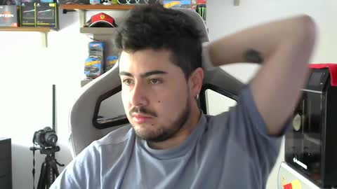 Snapshot of veils24 chatting on 12.02.24 Charles online show from 12.02.24