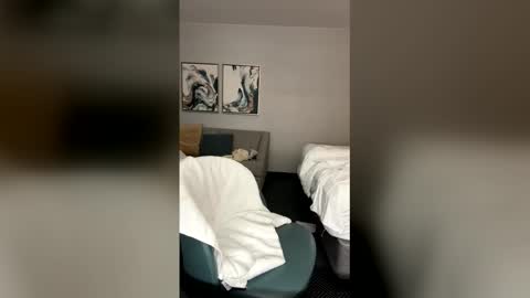 Snapshot of veinzilla chatting on 02.24.26 veinzilla online show from 02.24.26