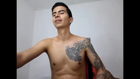 velk_hot1 online show from 02.11.25