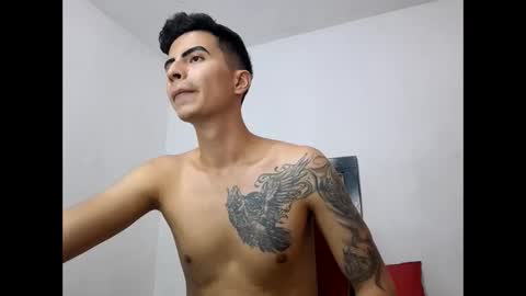 velk_hot1 online show from 02.25.25