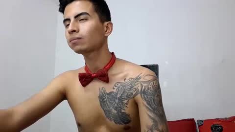 velk_hot1 online show from 03.08.25
