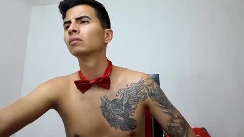 velk_hot1 online show from 03.11.25