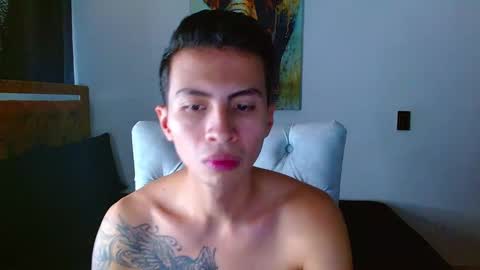 velk_hot1 online show from 02.18.26