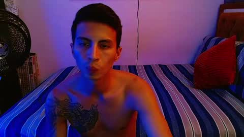 Snapshot of velk_hot1 chatting on 05.23.26 velk_hot1 online show from 05.23.26