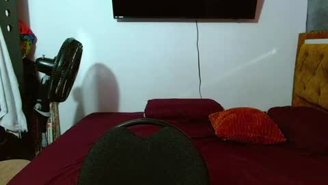 Snapshot of velk_hot1 chatting on 06.16.26 velk_hot1 online show from 06.16.26