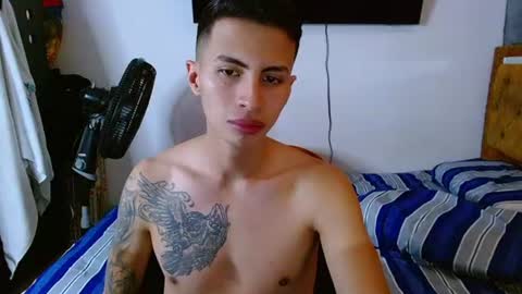 velk_hot1 online show from 07.07.26