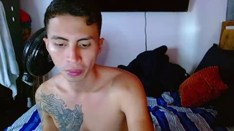 velk_hot1 online show from 08.03.26